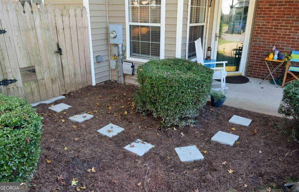 Photo of 2741 NW Saint Charles Lane NW, Kennesaw, GA 30144 (MLS # 10731422)