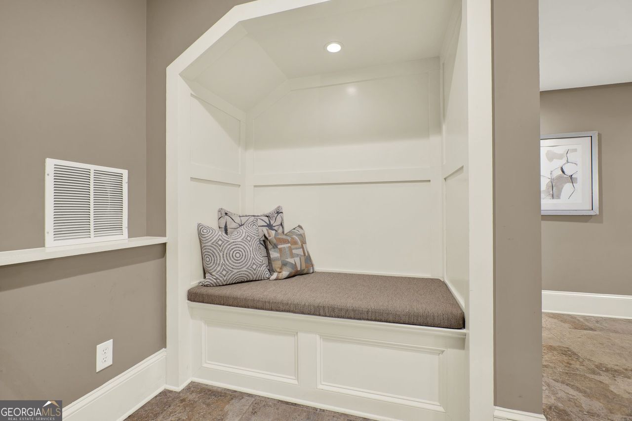 Winnona Park - Residential