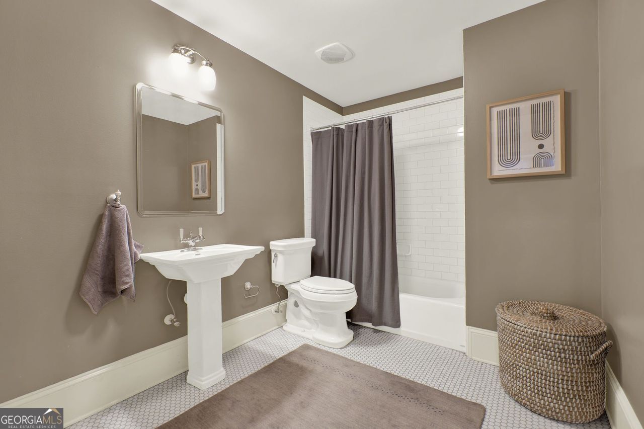 Winnona Park - Residential