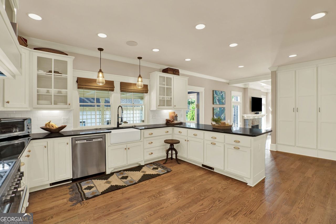 Winnona Park - Residential