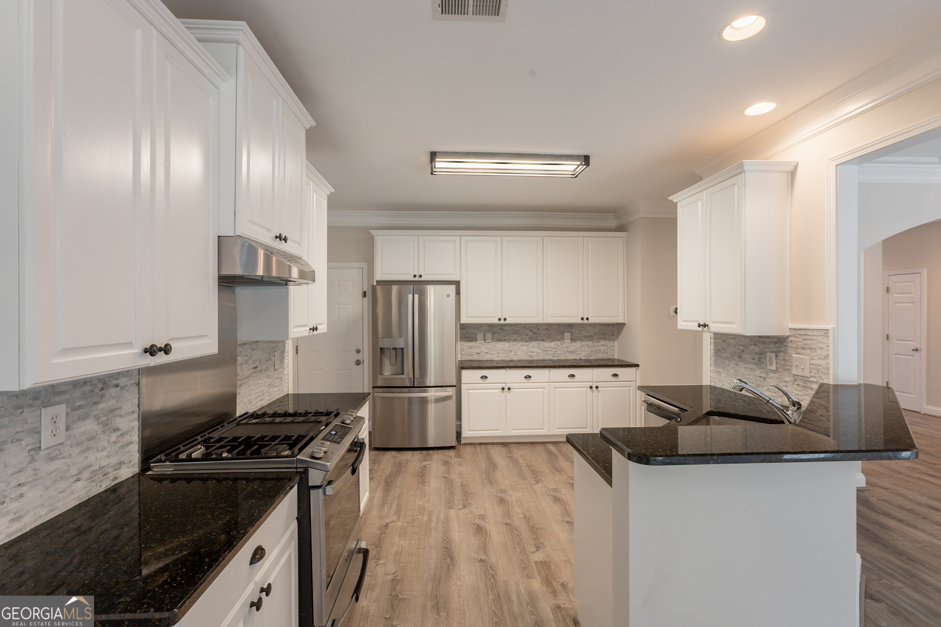 98 Coopers Glen DR SW