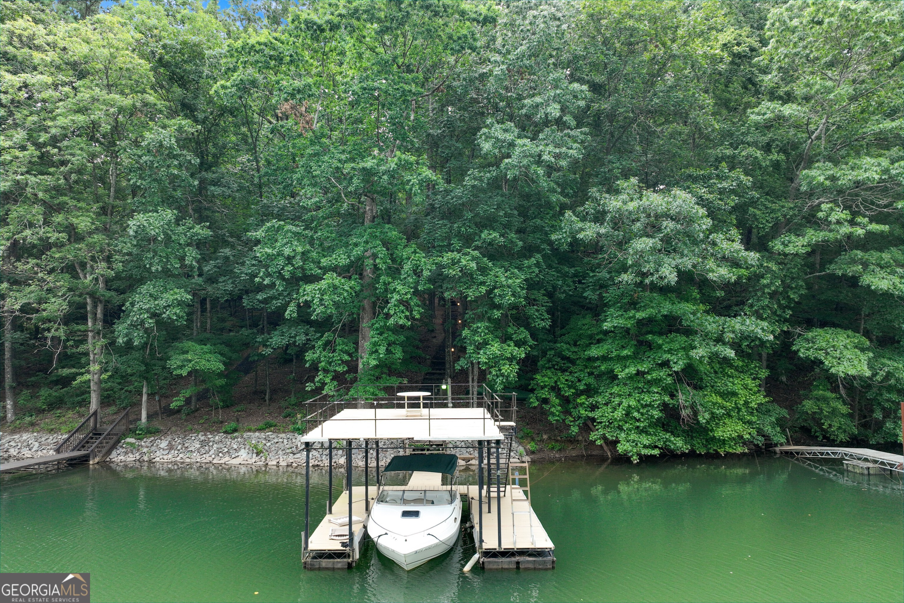 Lanier Country Club Estates - Residential