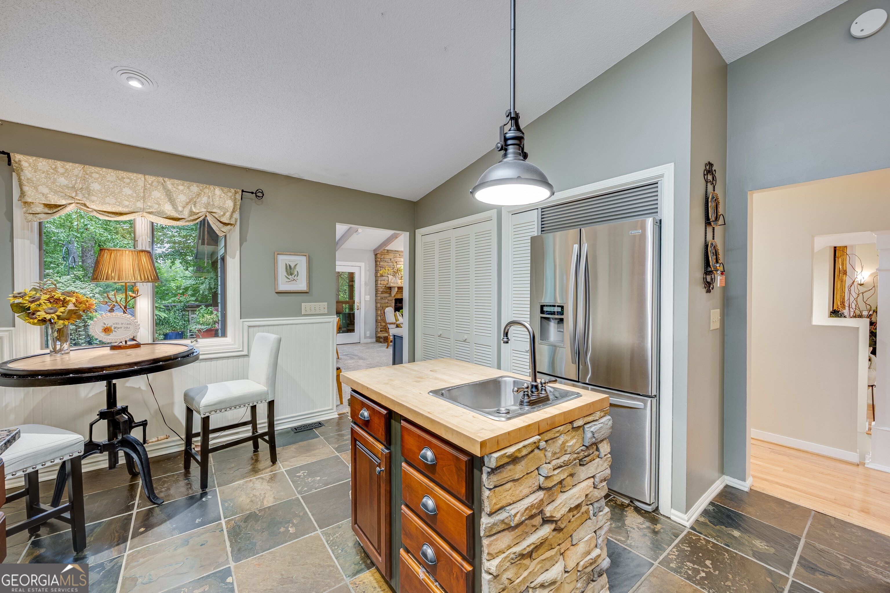 Lanier Country Club Estates - Residential