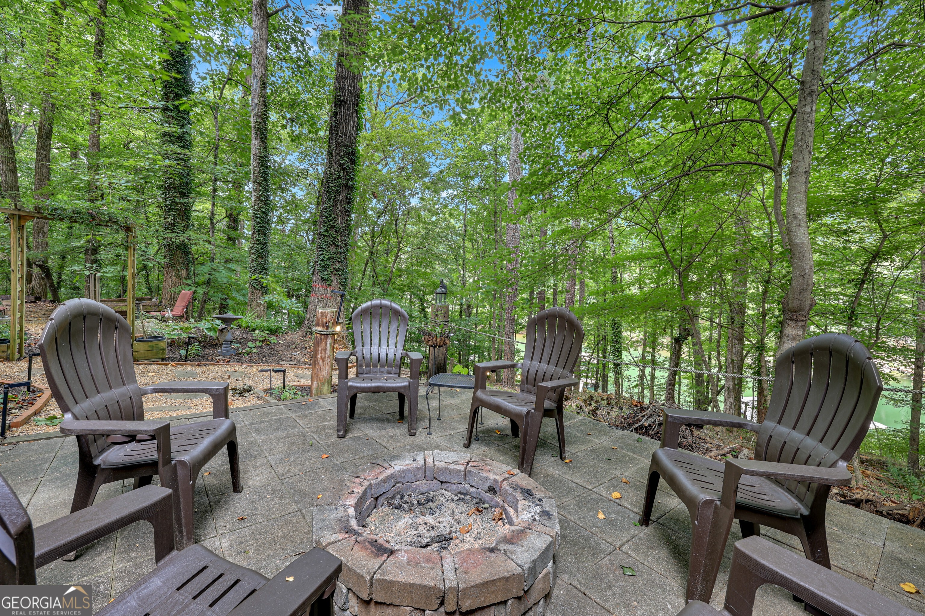 Lanier Country Club Estates - Residential