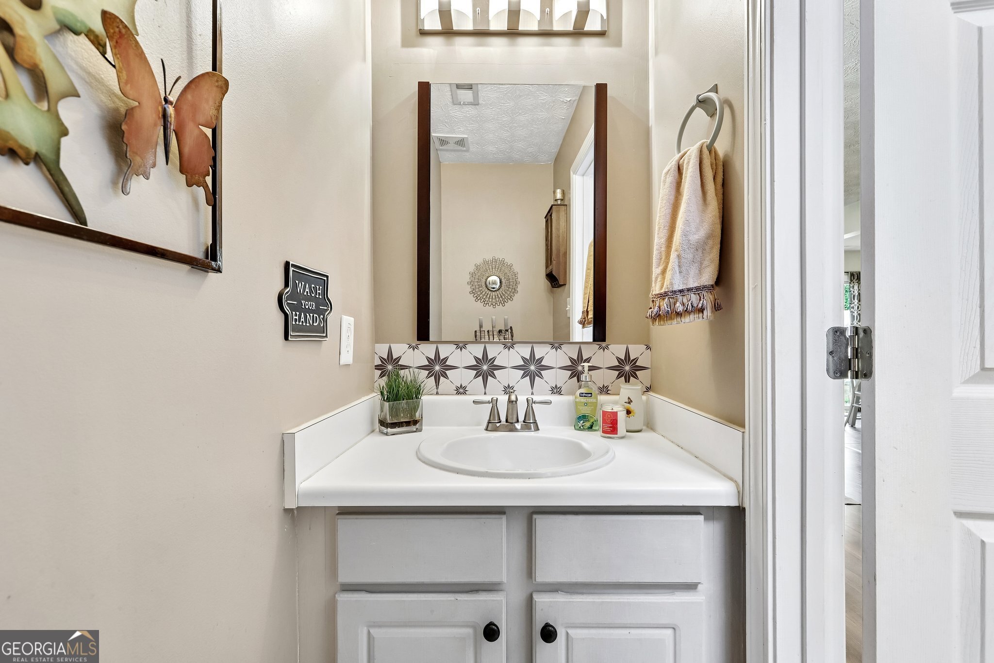 4270 Brighton WAY NW