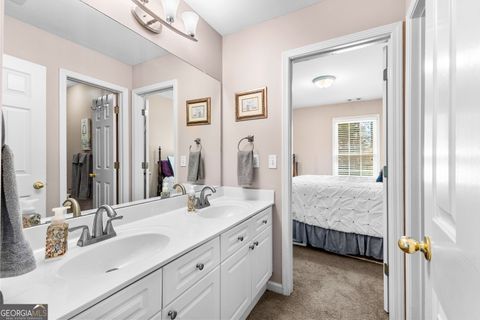A home in Newnan