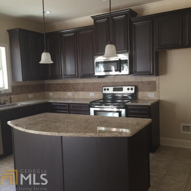 Stillwater At The Farm - Residential