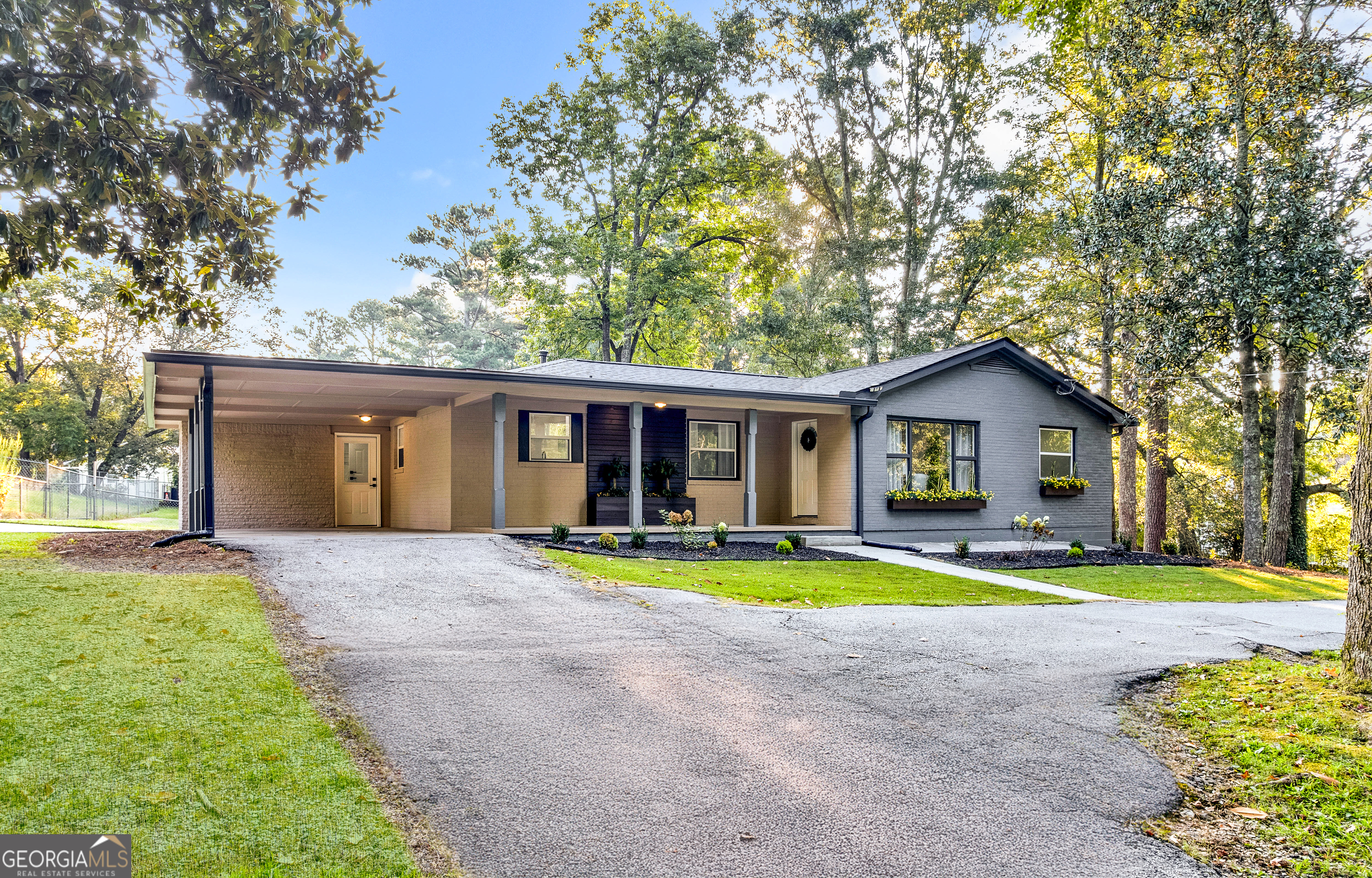 3951 Covered Bridge RD SW