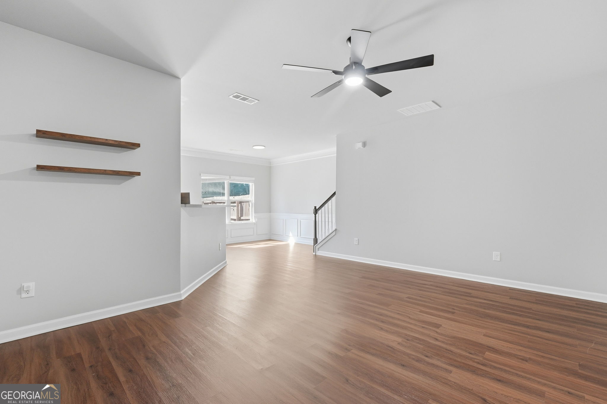 643 Oakside PL