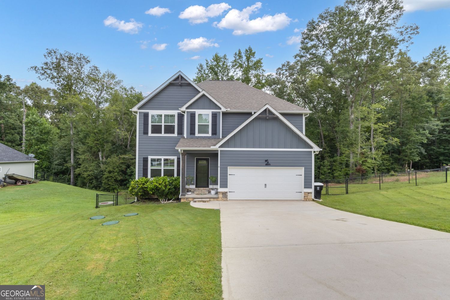 313 Lucy LN