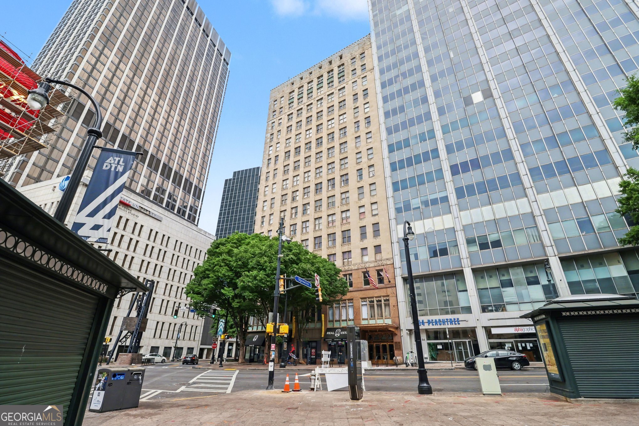 32 Peachtree ST NW 402