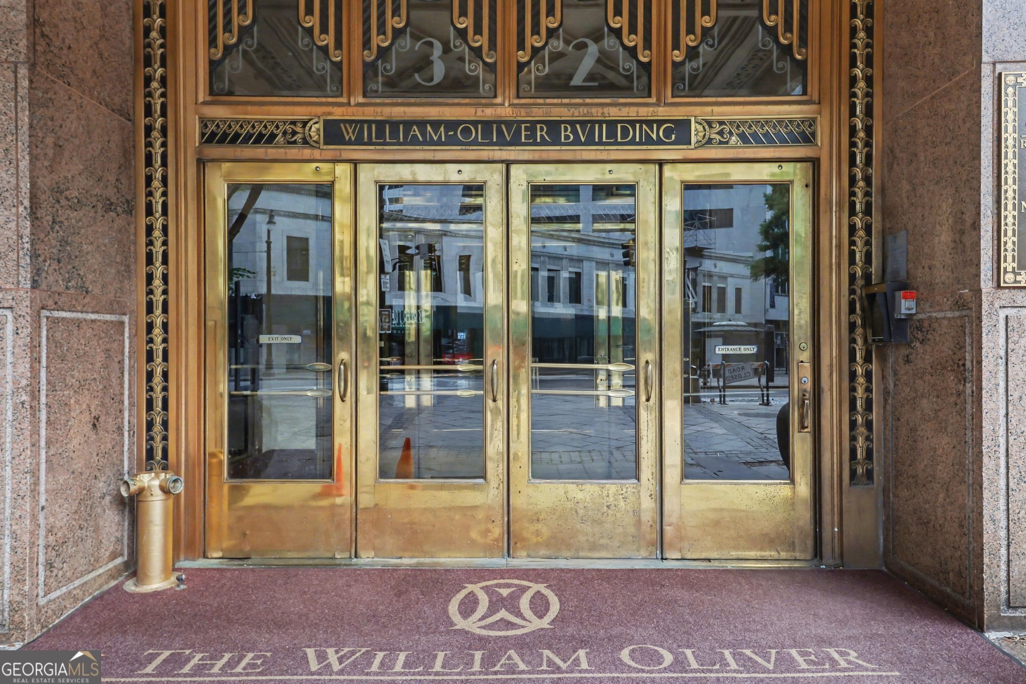 32 Peachtree ST NW 402