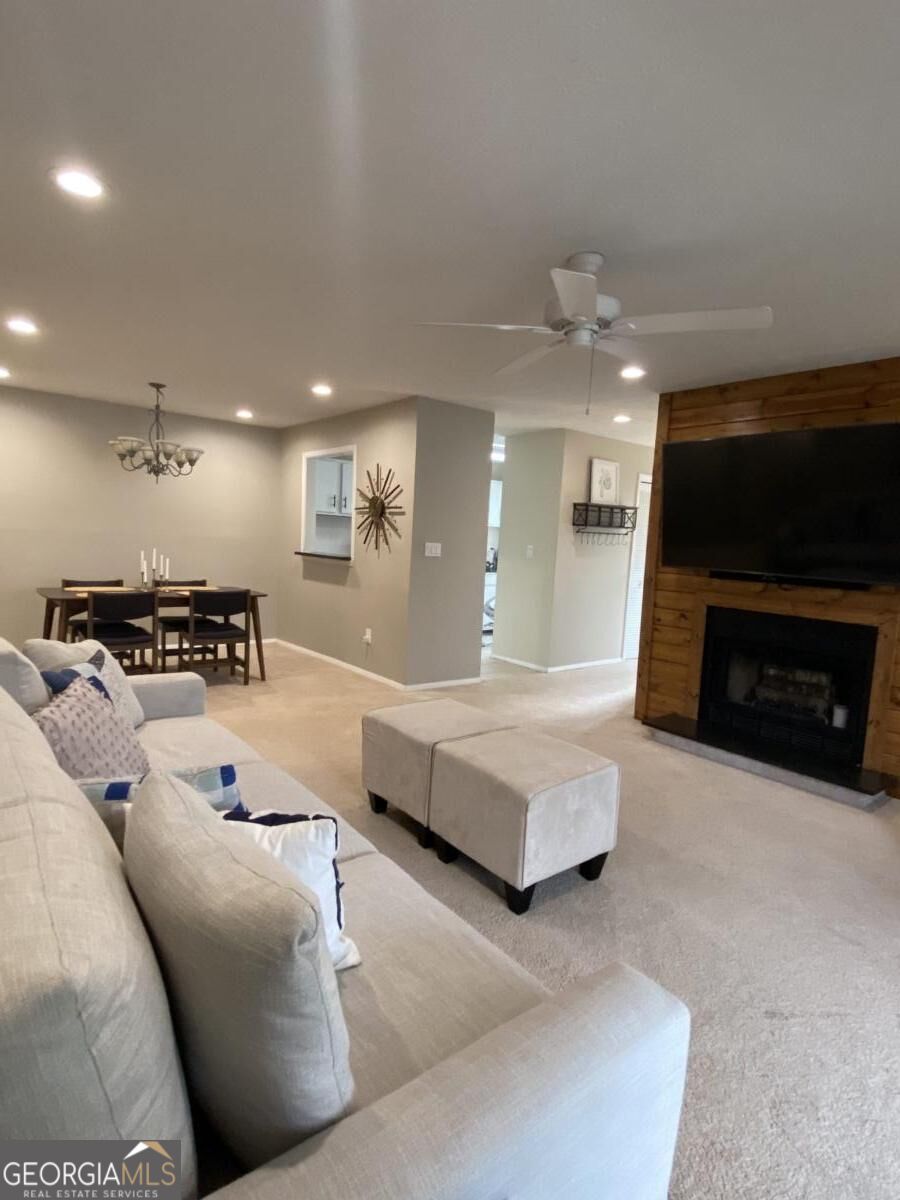 1313 Wynnes Ridge CIR SE