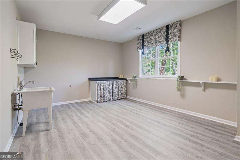 Duluth, Georgia 30097, United States, 4 Bedrooms Bedrooms, ,4 BathroomsBathrooms,Residential,Active,113890