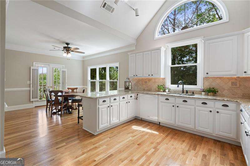 Duluth, Georgia 30097, United States, 4 Bedrooms Bedrooms, ,4 BathroomsBathrooms,Residential,Active,113890