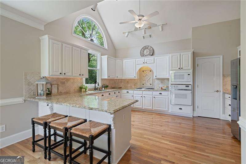 Duluth, Georgia 30097, United States, 4 Bedrooms Bedrooms, ,4 BathroomsBathrooms,Residential,Active,113890