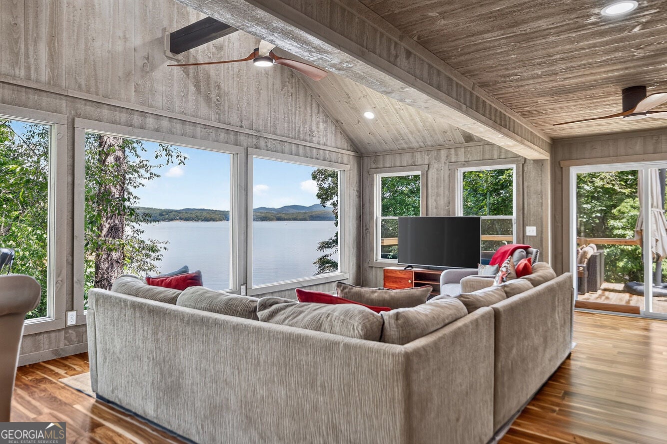 209 Marina DR