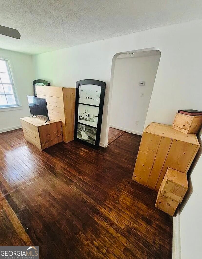 908 Magnolia AVE