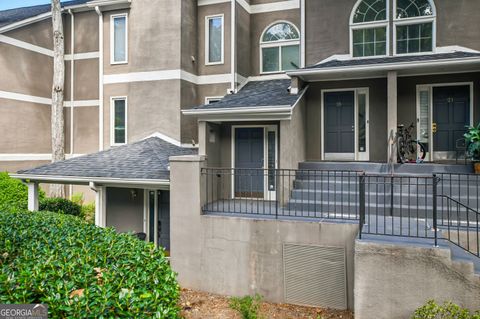 17 Saint Claire LN Atlanta GA 30324