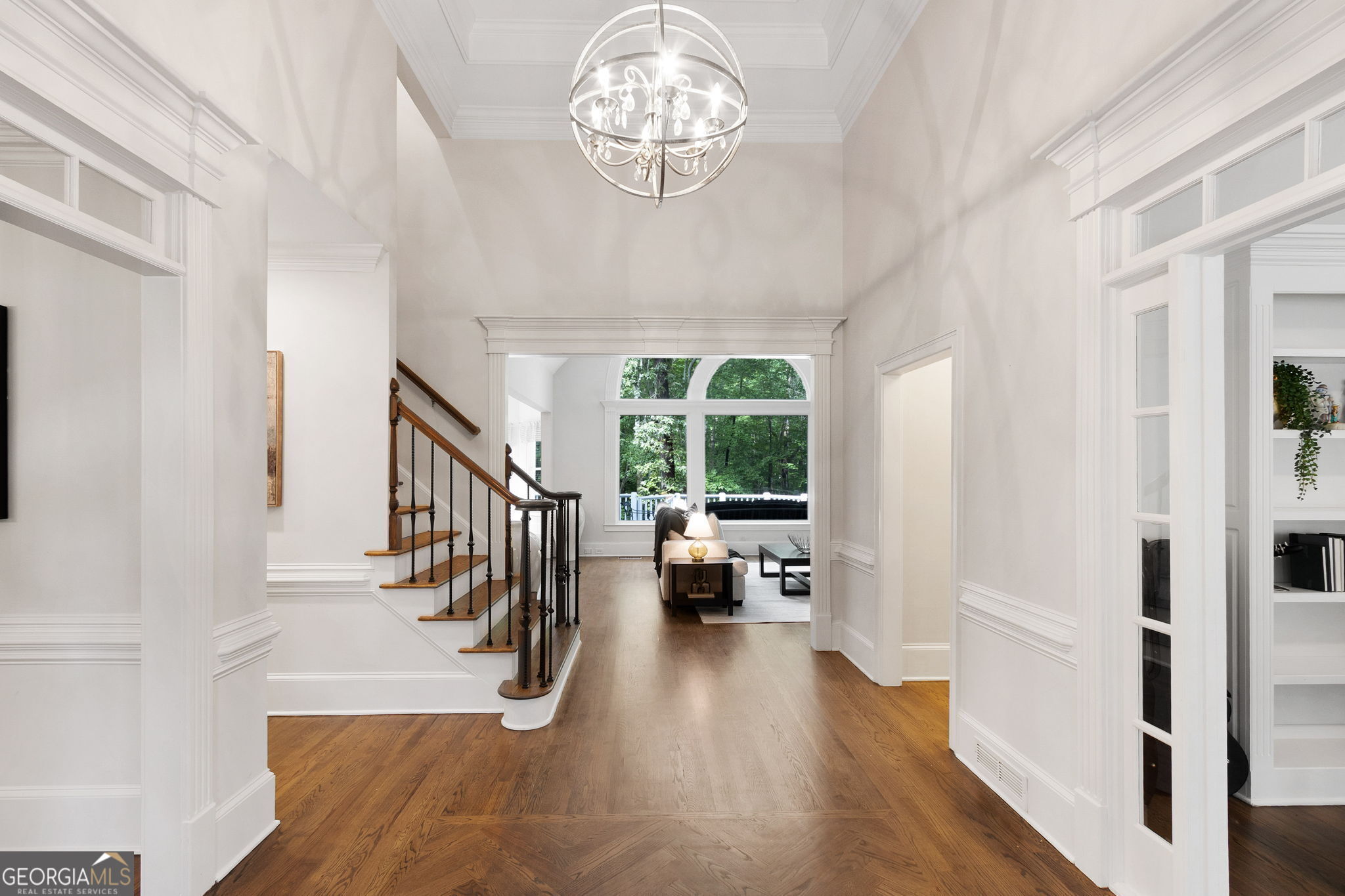 10635 N Edgewater