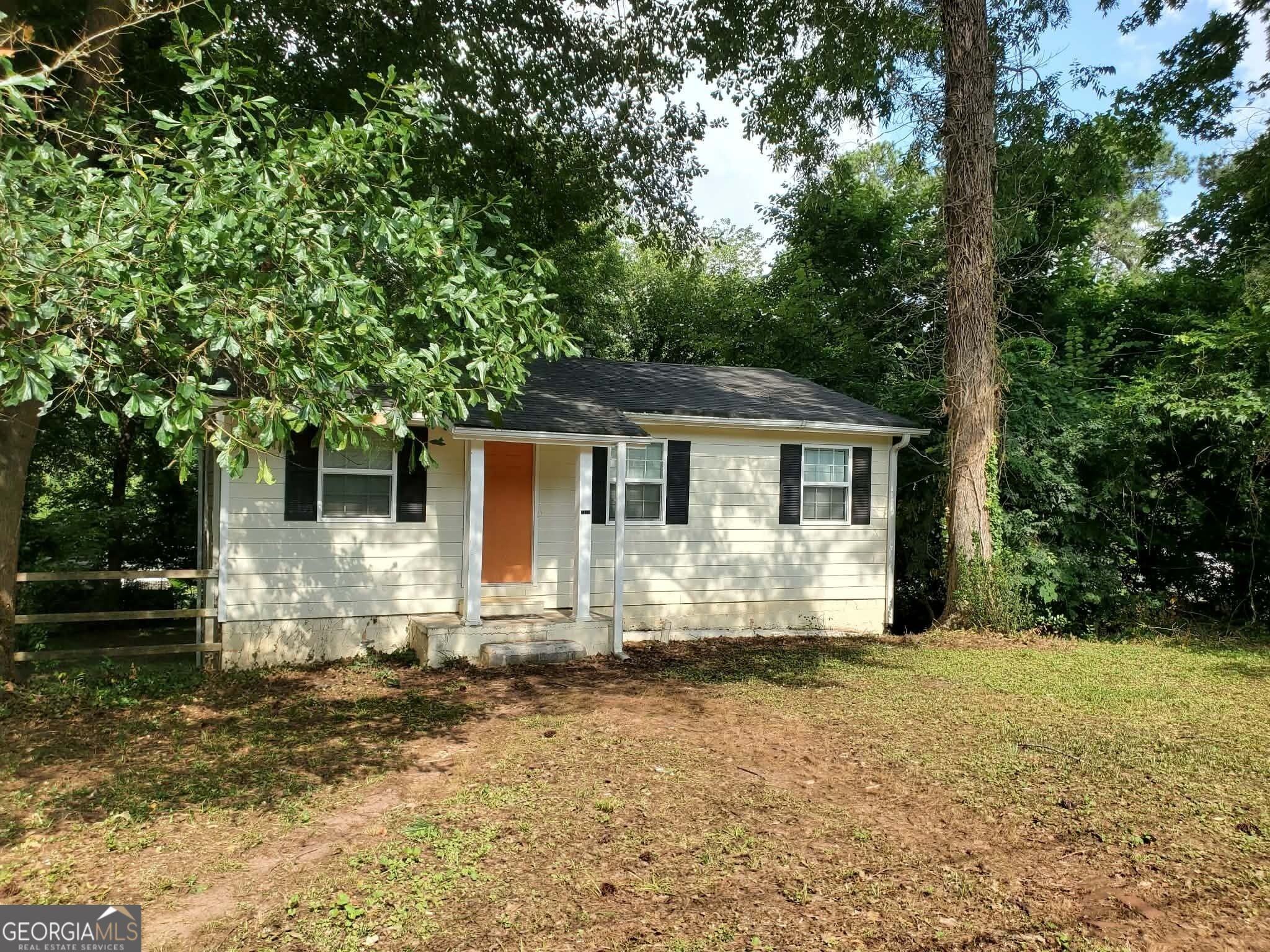 2173 Stockbridge DR SE