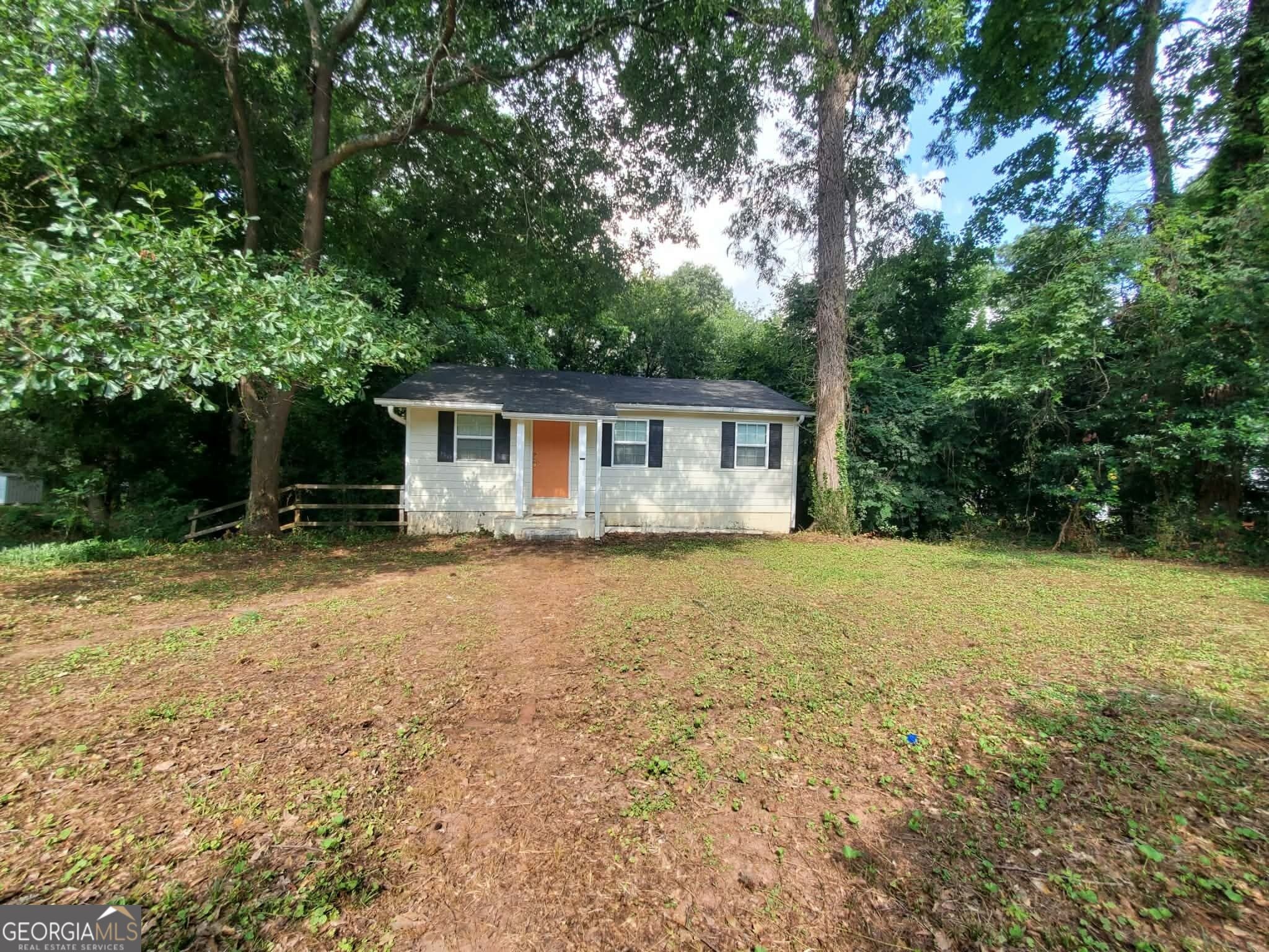 2173 Stockbridge DR SE