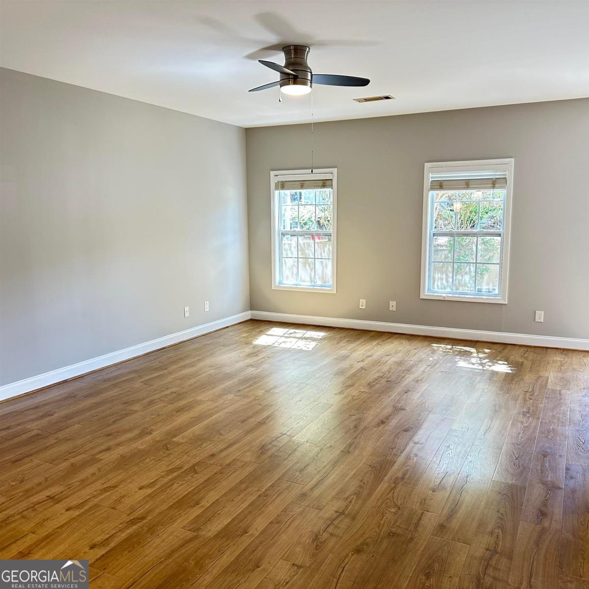 110 Lena LN 51