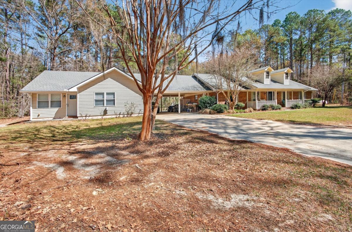 560 Log Landing RD