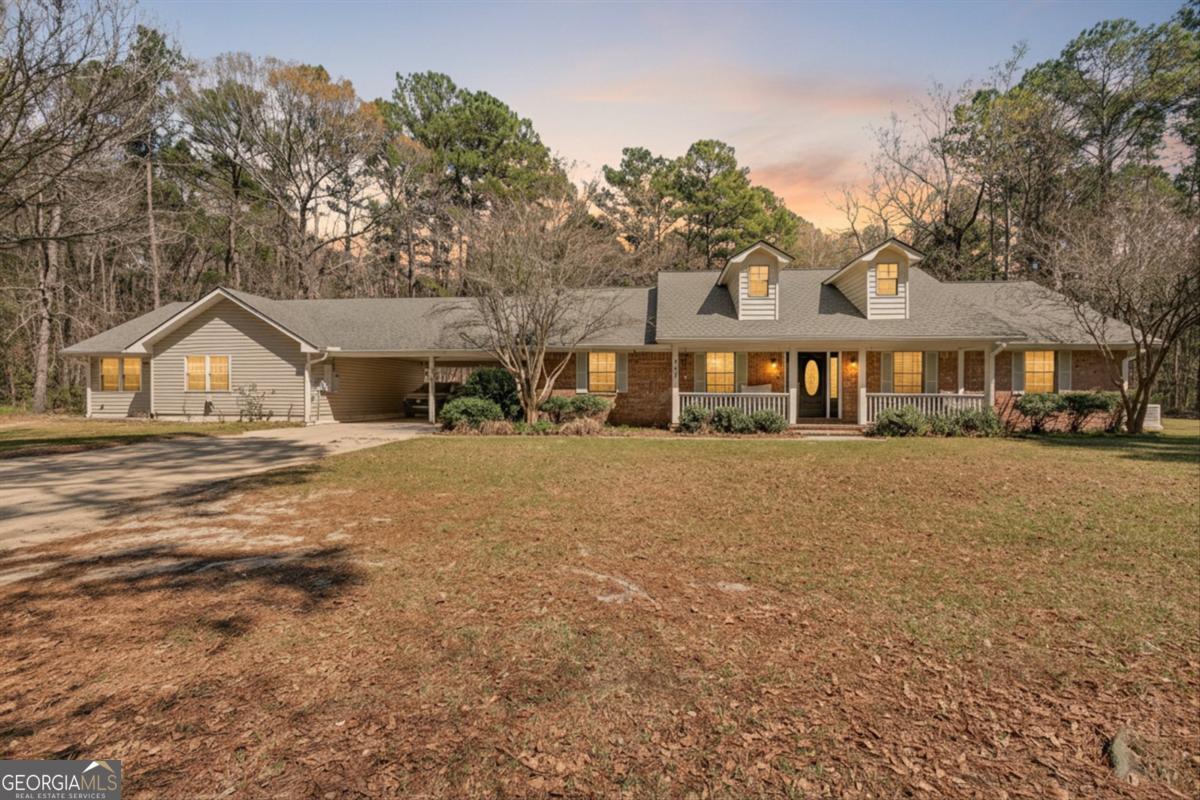 560 Log Landing RD