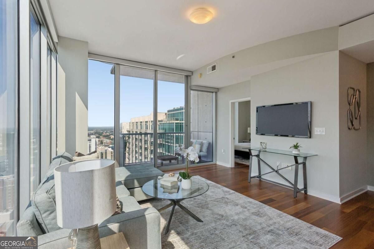 855 Peachtree ST NE 2803