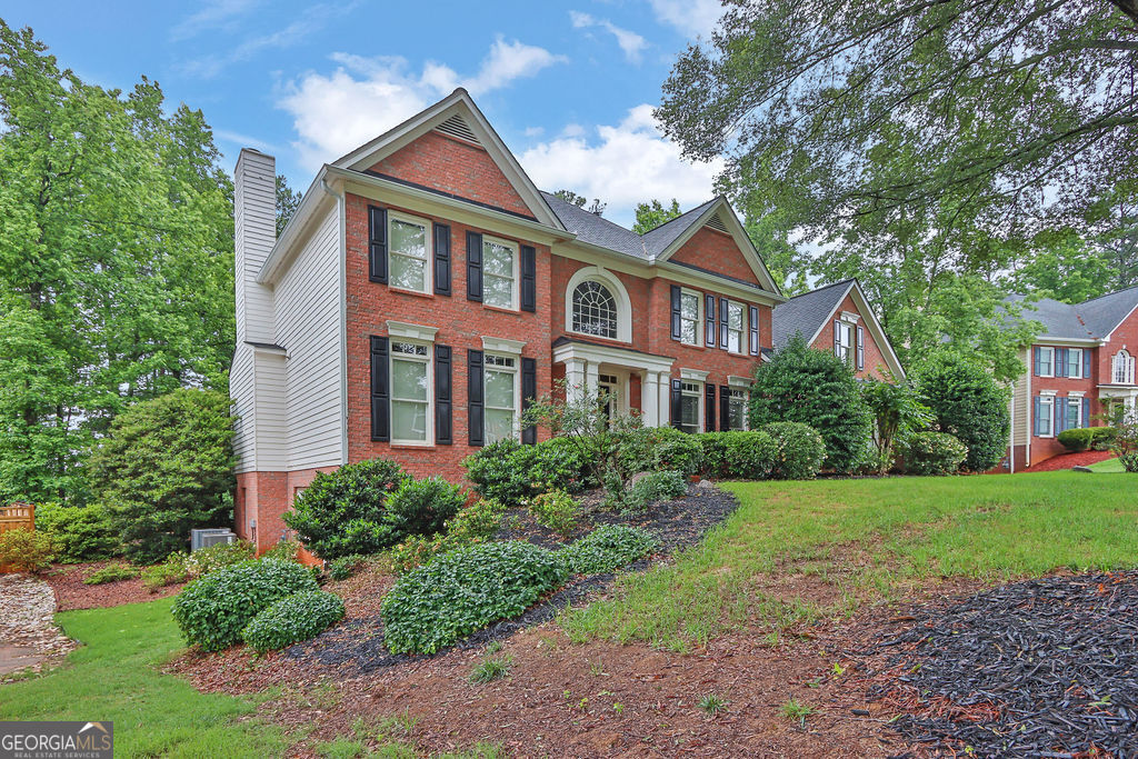 283 Heron Lake CT