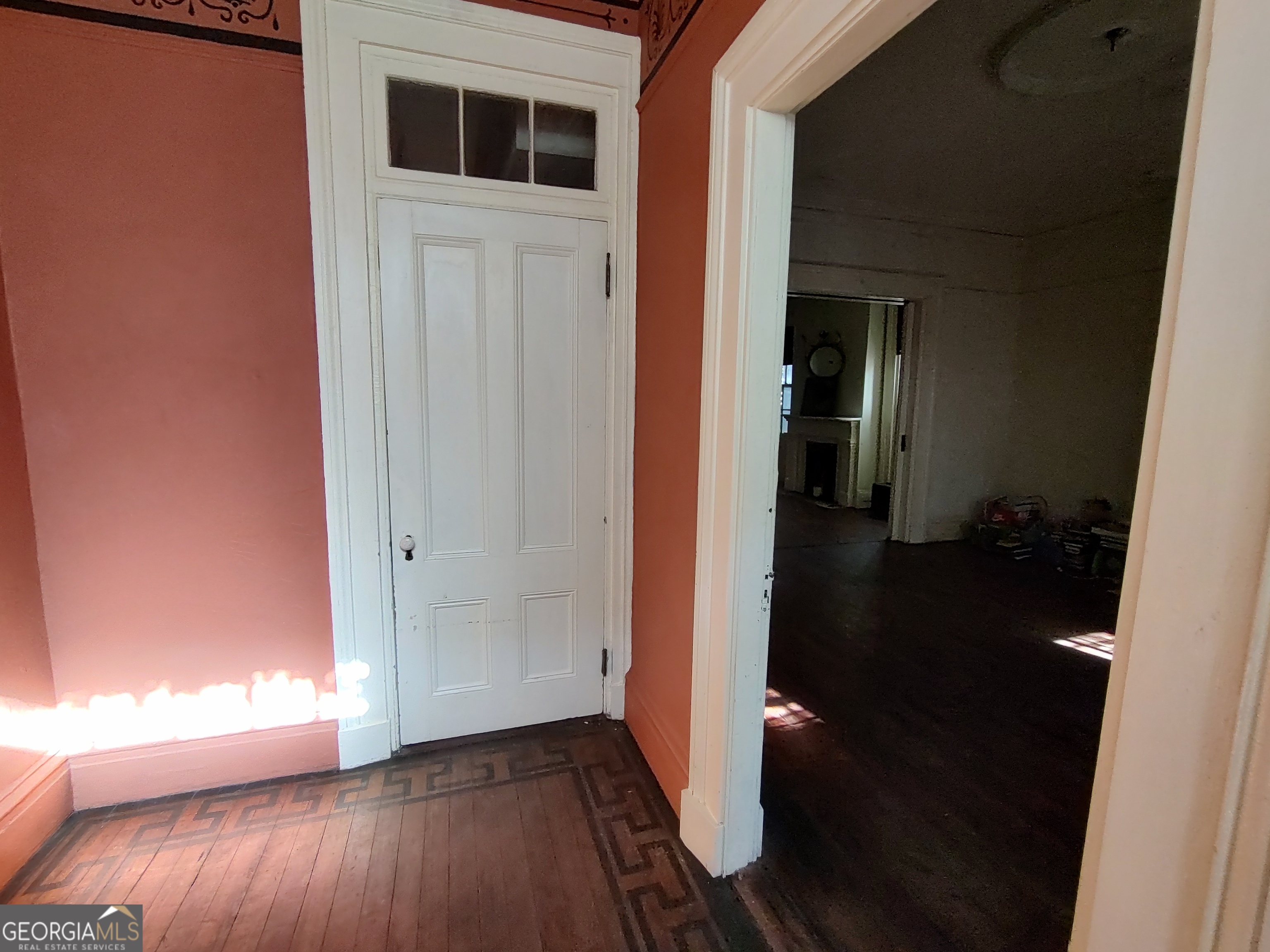 20 W Hull ST