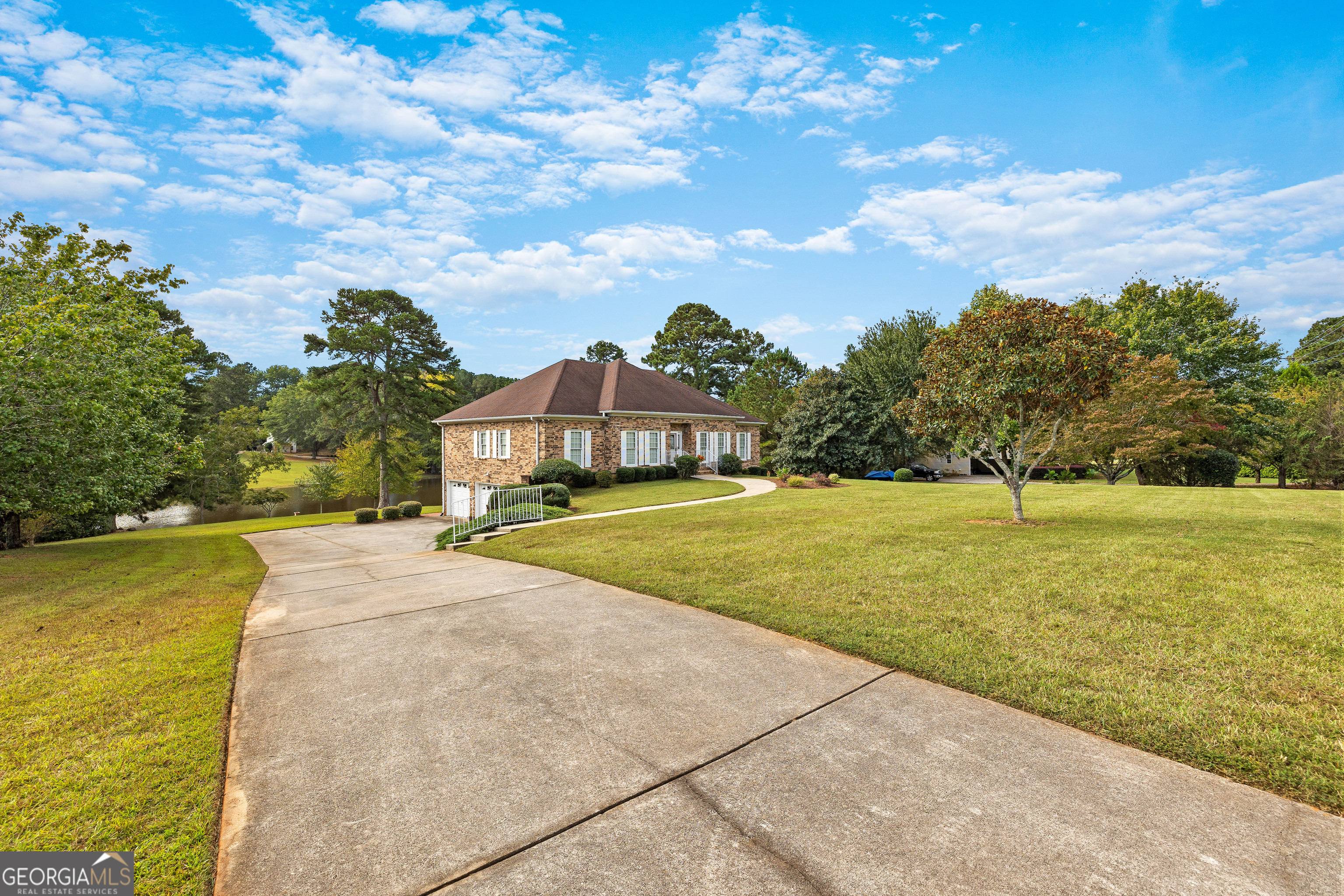 475 Castlewood RD
