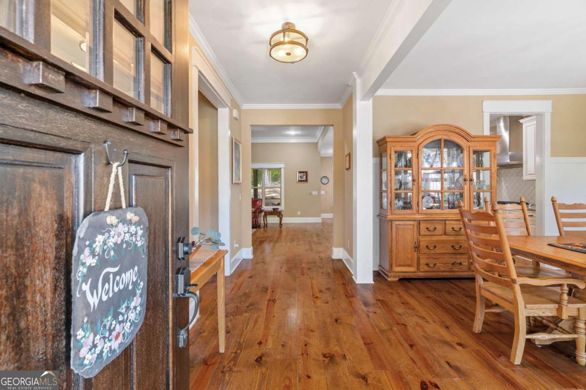 410 Meadow Lake TER