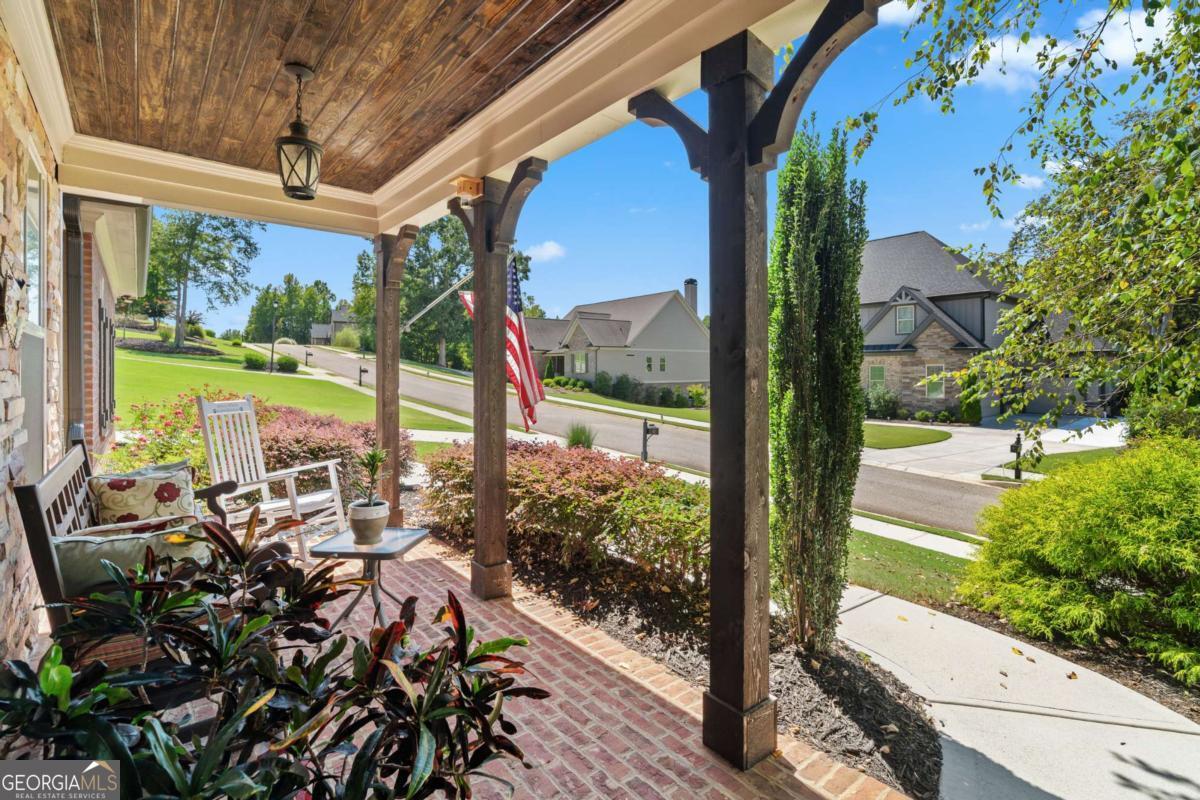410 Meadow Lake TER