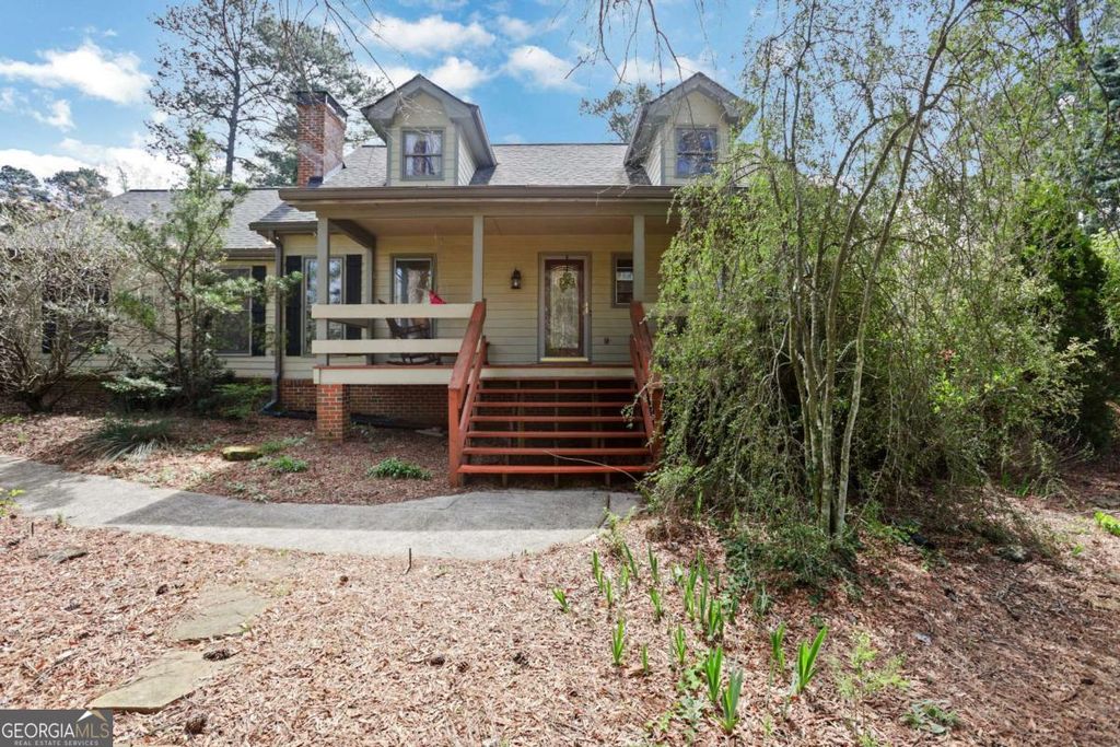 Photo of 5813 Four Winds Drive SW, Lilburn, GA 30047 (MLS # 10717838)