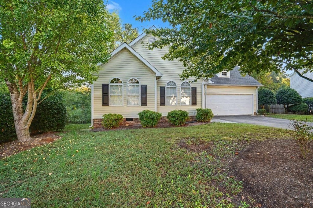 Photo of 3008 Highgate Court, Dalton, GA 30721 (MLS # 10874382)