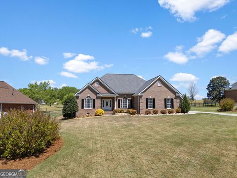 Photo of 140 W Meadow Lakes Boulevard, Cedartown, GA 30125 (MLS # 10732832)