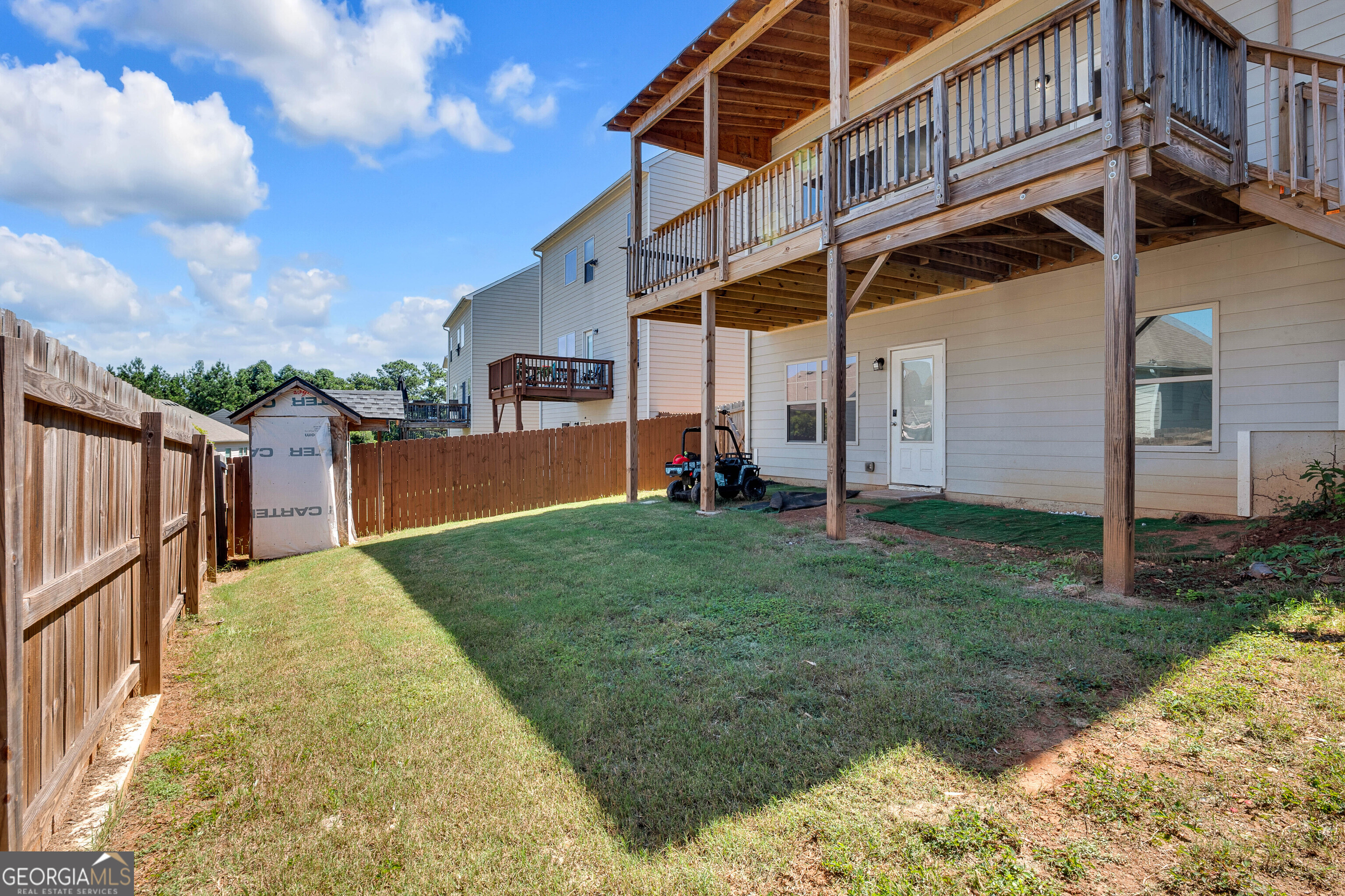 1506 Charcoal Ives RD