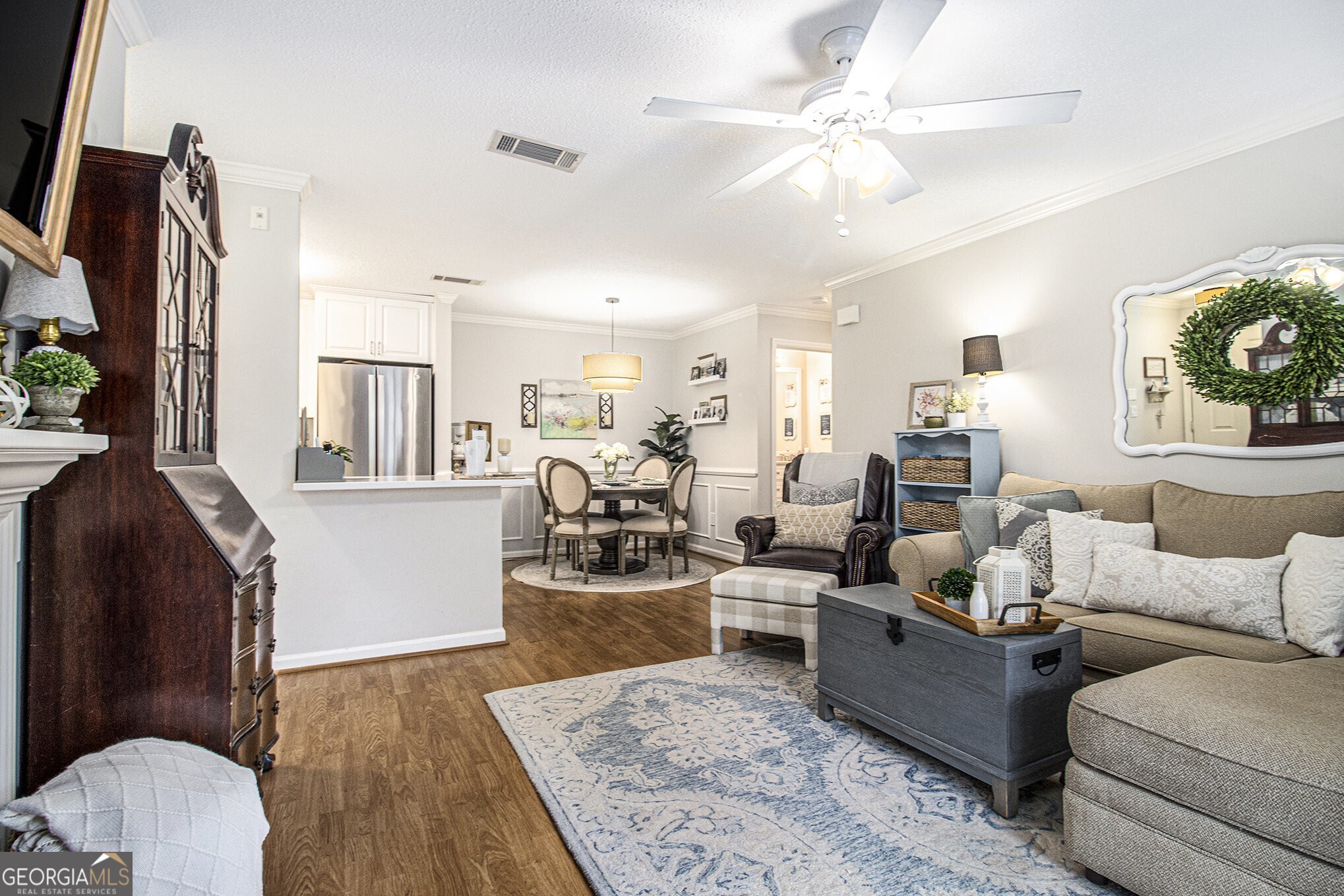 106 Granville CT
