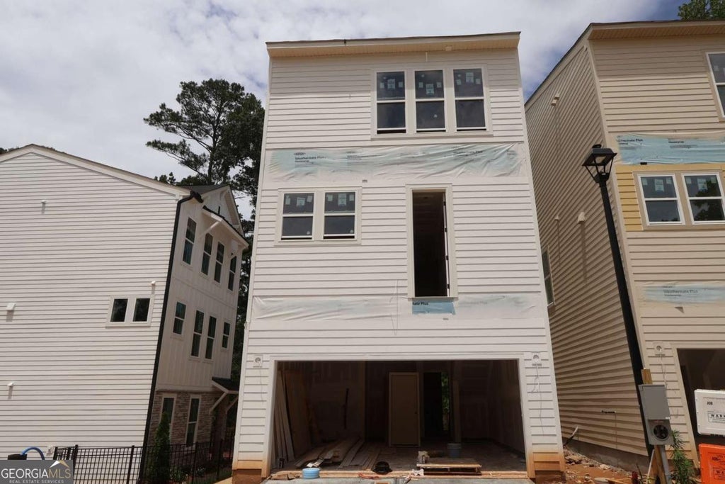 Photo of 650 Memphis Drive, Scottdale, GA 30079 (MLS # 10796462)