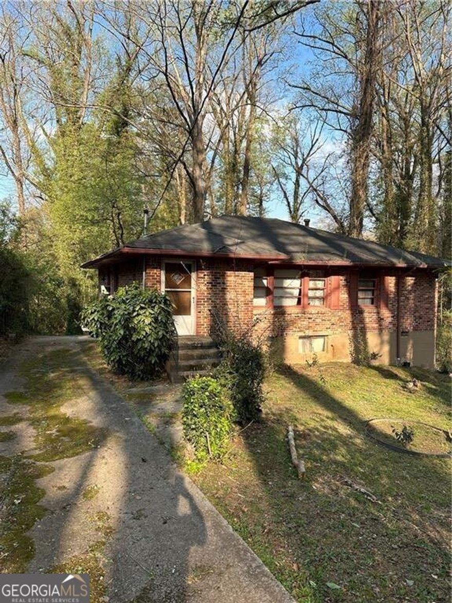 Perfect Fix and Flip!  or AIRBNB!  NO HOA!  This home could generate up to 9k a month once repaired. What a Deal! Buy for 250k, 85k rehab, sell for 500k+ or hold for 2 years and triple your profits. Popular Cascade Inside the Perimeter location.   Almost 1 acre lot.   Amazing Income potential. Comps for .8 acre lot around $430k- $701k.  Easy Rehab. No brainer...   1 NEIGHBOR, PLENTY OF PARKING, OVERSIZED BACKYARD.  PERFECT FOR POTENTIAL POOL. Motivated Seller.  No low offers - we won't respond. Quick closing preferred.  Foundation solid. CLEAN GET IN AND GET OUT Rehab.