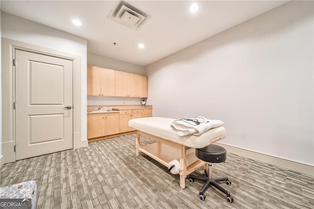 Atlanta, Georgia 30339, United States, 2 Bedrooms Bedrooms, ,2 BathroomsBathrooms,Residential,Active,126610