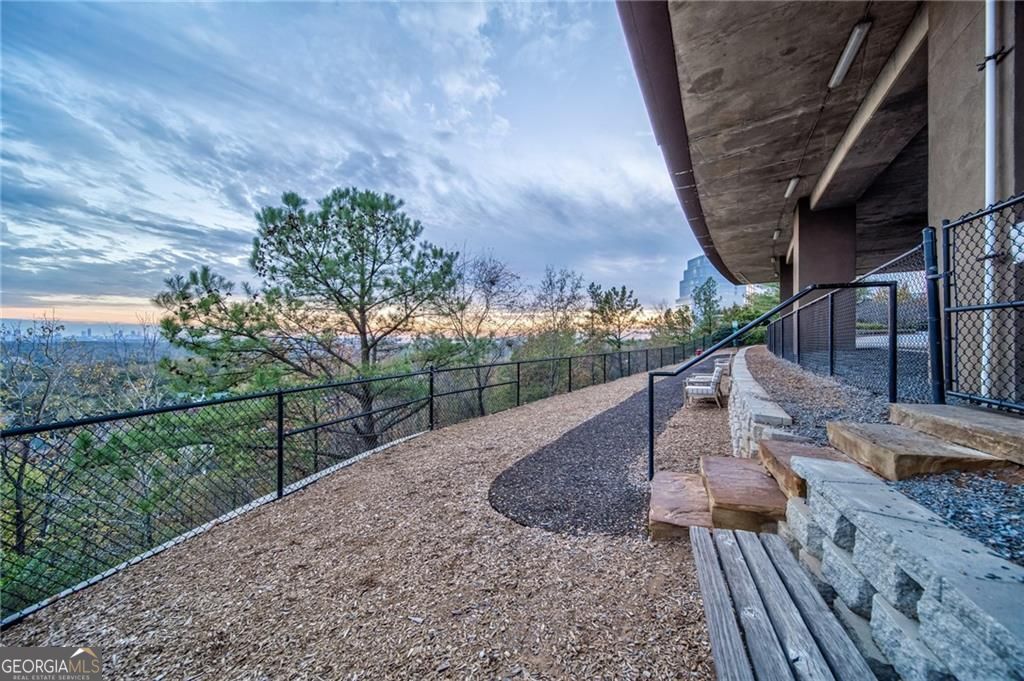 Atlanta, Georgia 30339, United States, 2 Bedrooms Bedrooms, ,2 BathroomsBathrooms,Residential,Active,126610