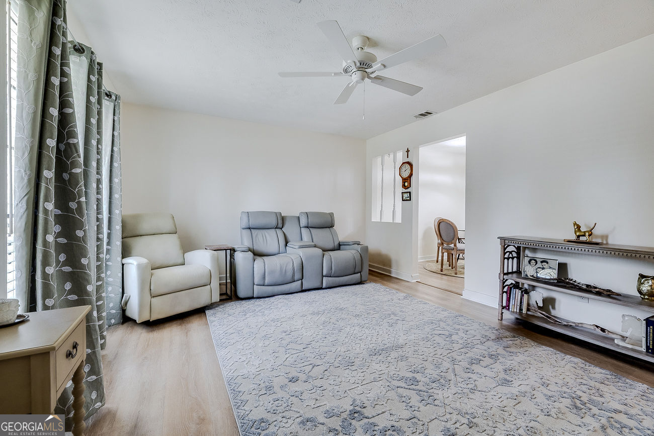 1348 Whitfield Park DR