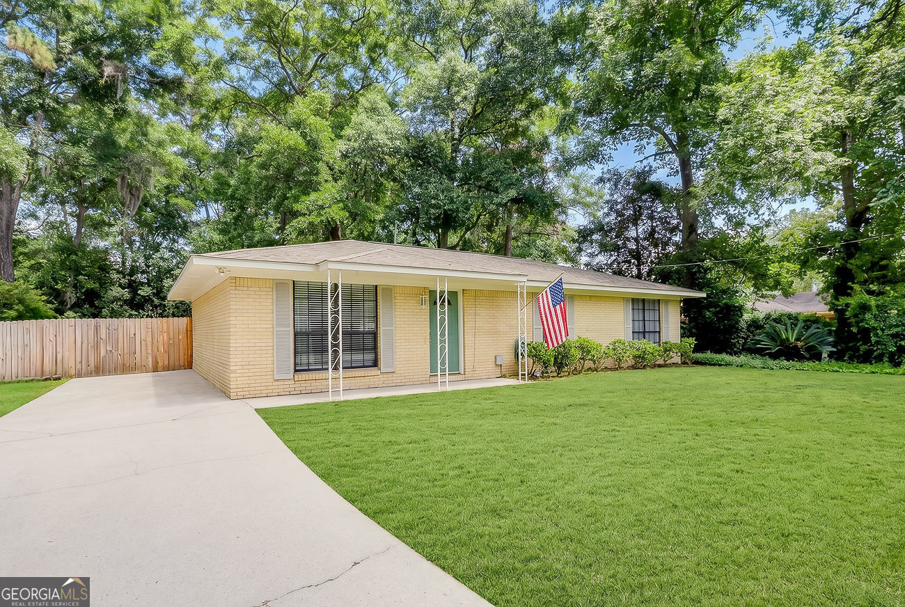 1348 Whitfield Park DR