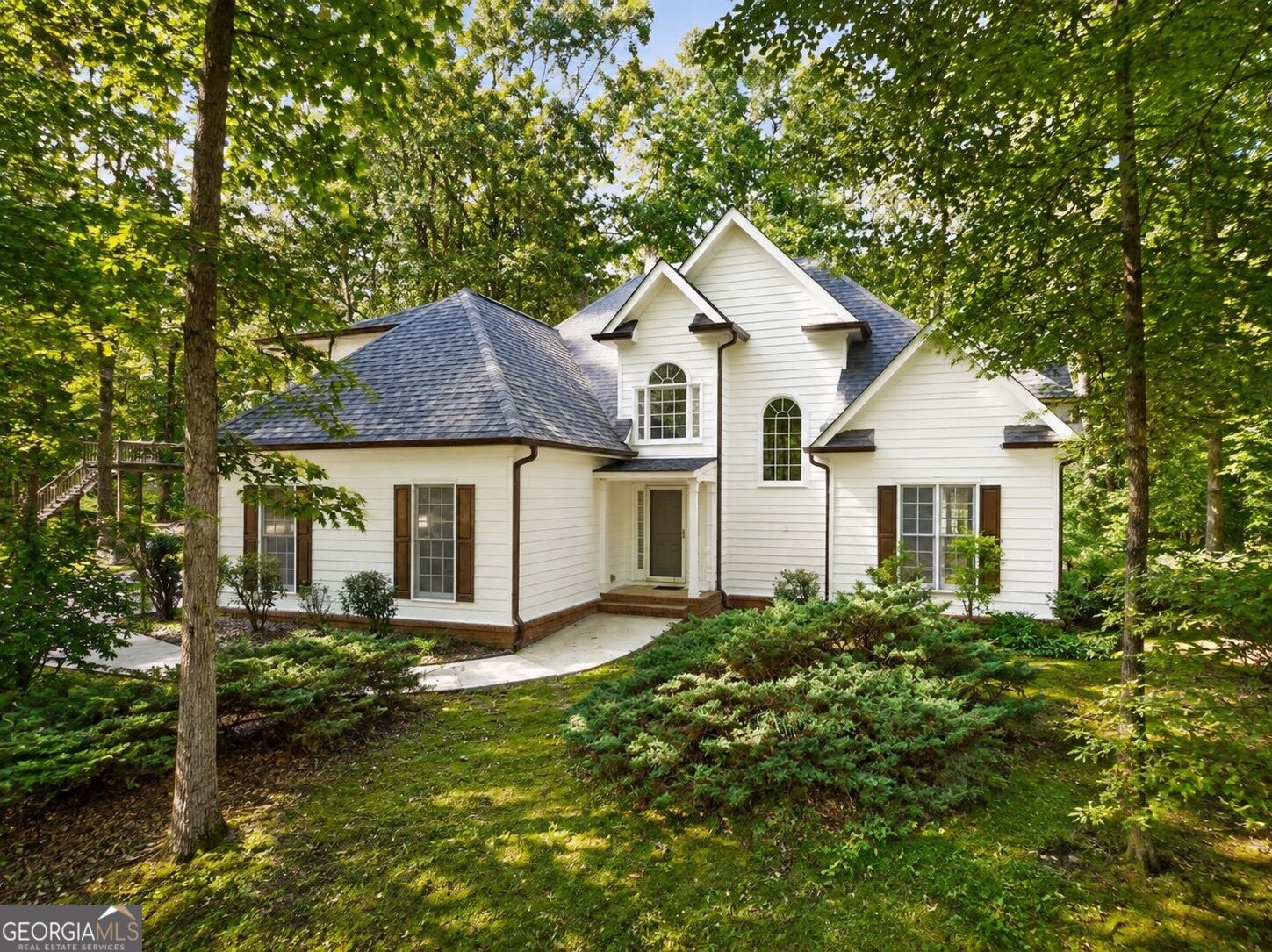 315 Thorntree LN