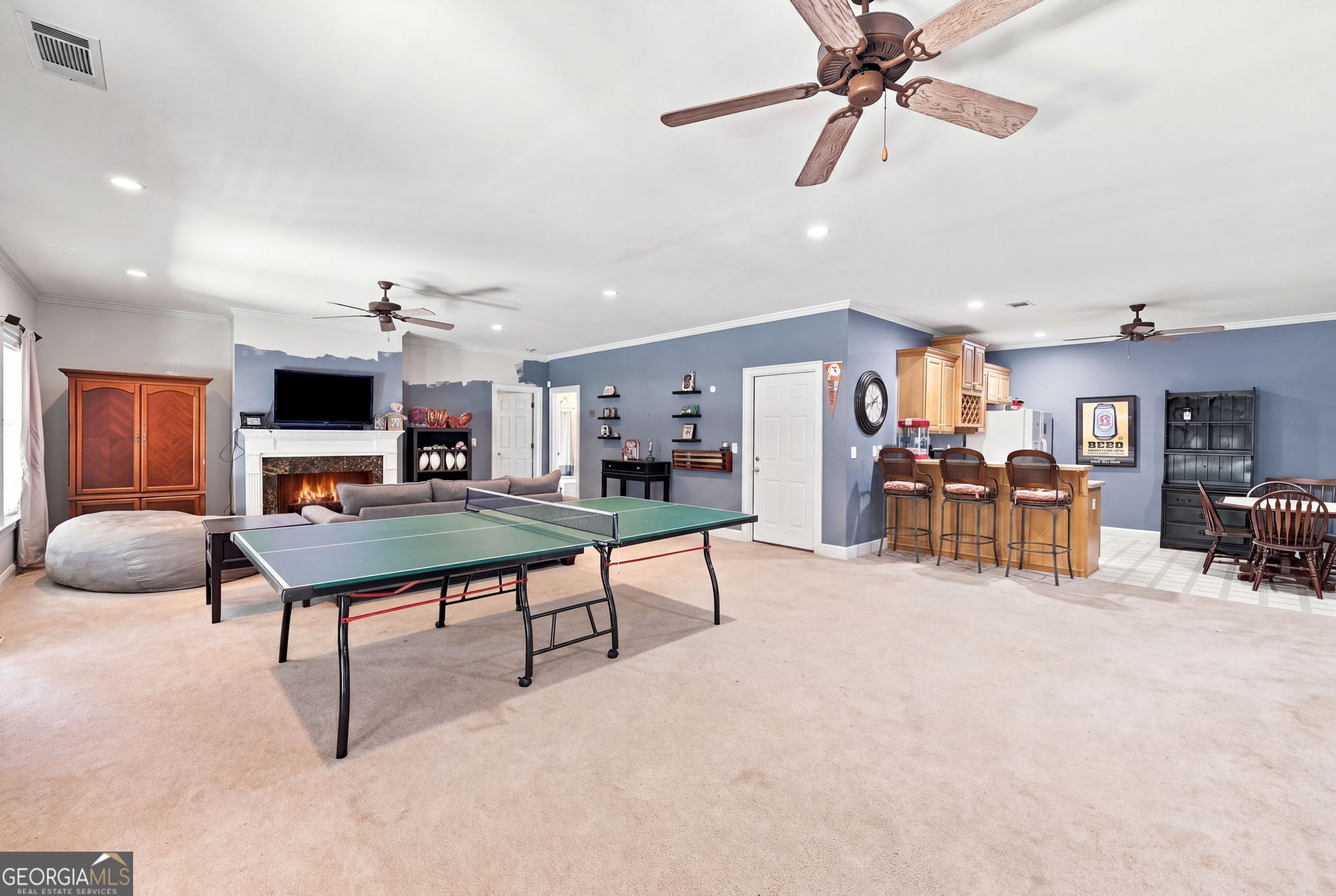 4593 Montclair CIR