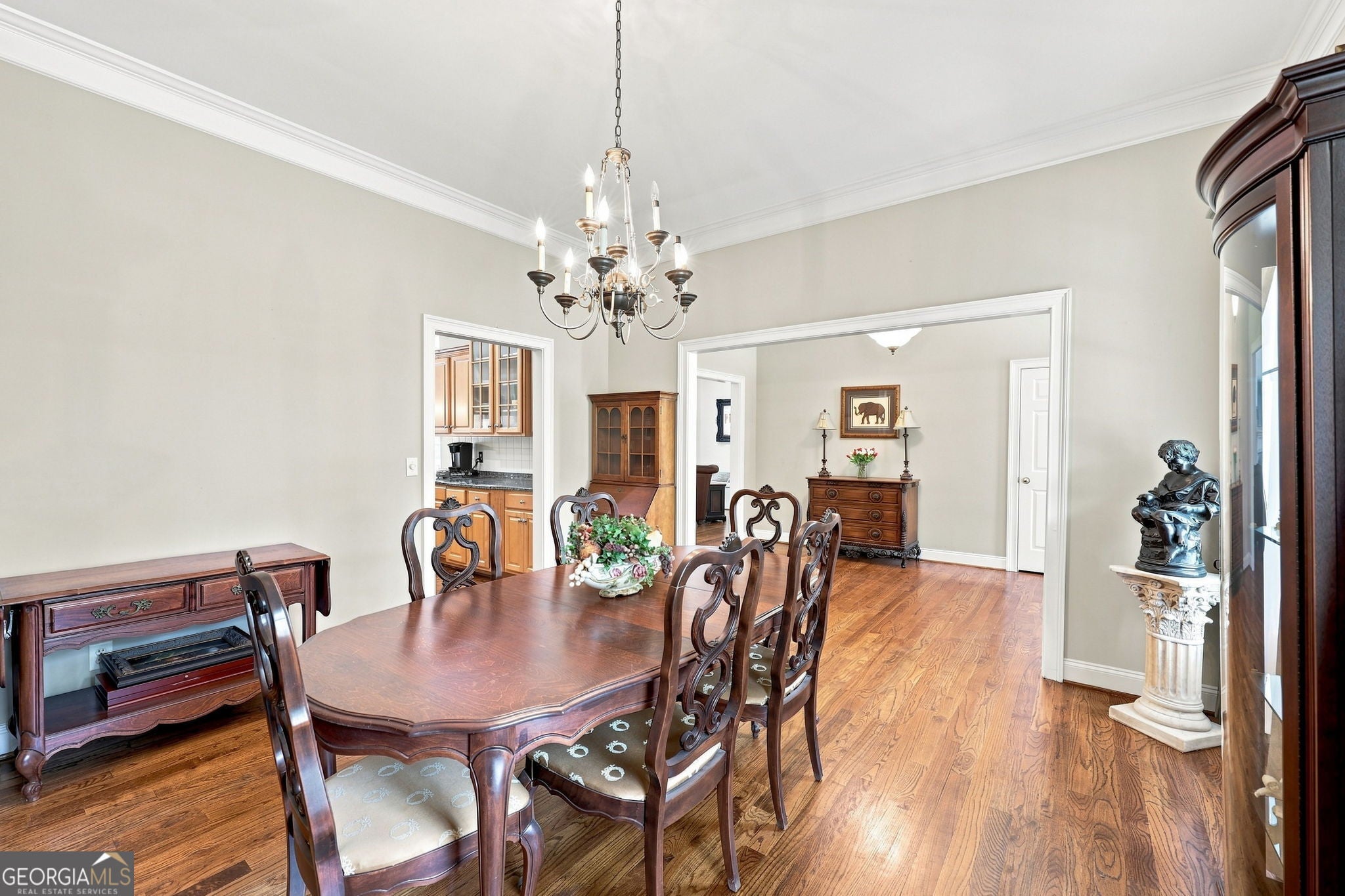 4593 Montclair CIR