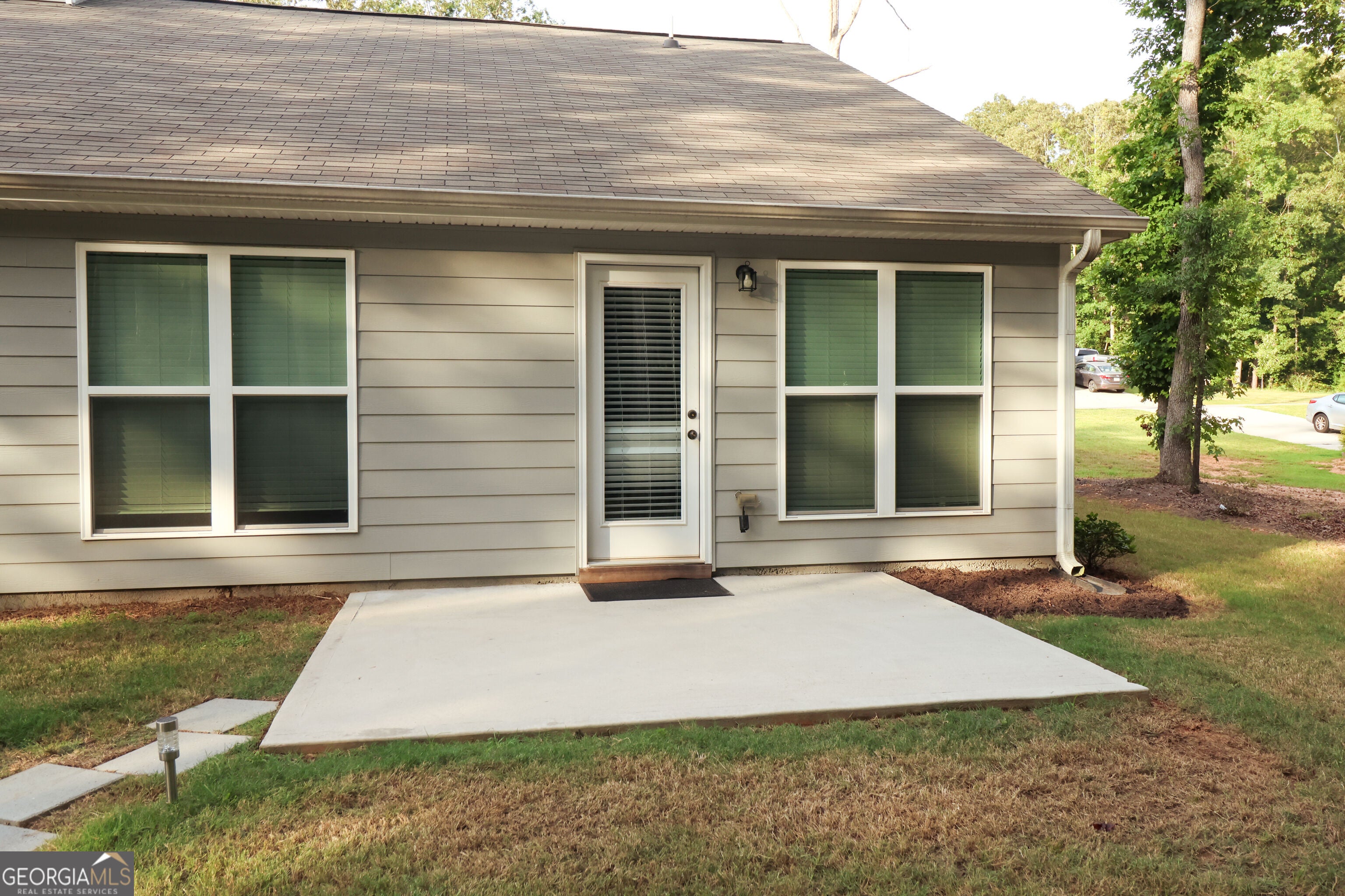 99 Southwood DR